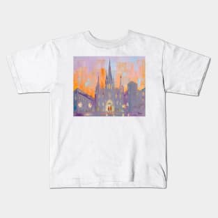 Sunrise. Catedral de Barcelona Kids T-Shirt